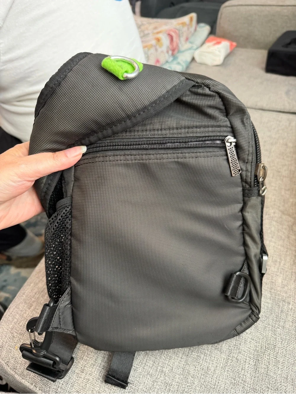 Nicgid Performance Men’s (Unisex) Black Sling Shoulder Bag many pockets GUC